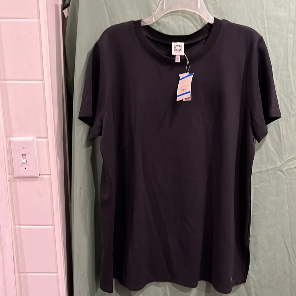 Women short sleeve top by Anne Klein size XL black round neck